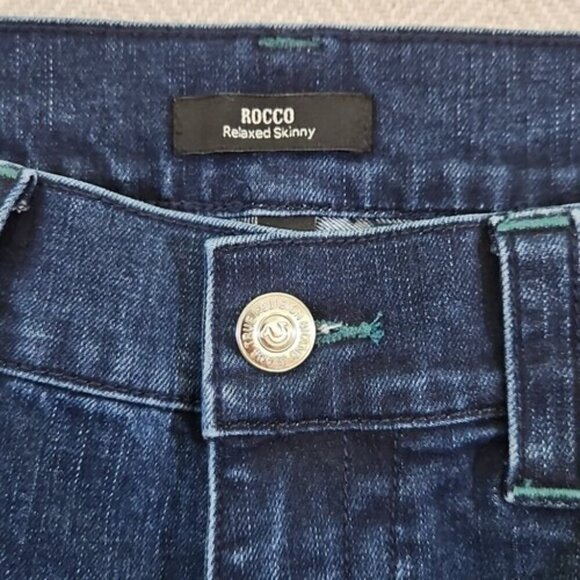 True Religion Jeans Men's 34 x 32 Blue Relaxed Denim Green Contrast Stitching - Picture 9 of 16